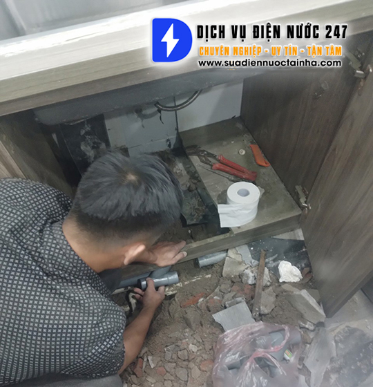 Thợ sửa ống nước